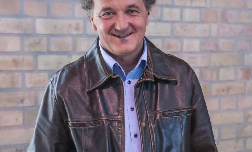 Elhunyt Scherer – Péter színművész