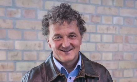 Elhunyt Scherer – Péter színművész