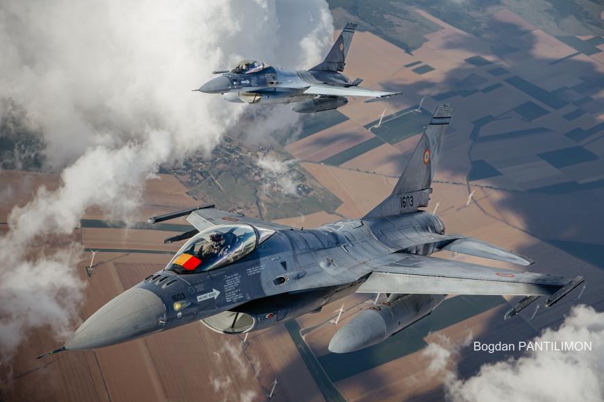 Ukrán drónt lőtt le a román F-16-os Észtország légterében