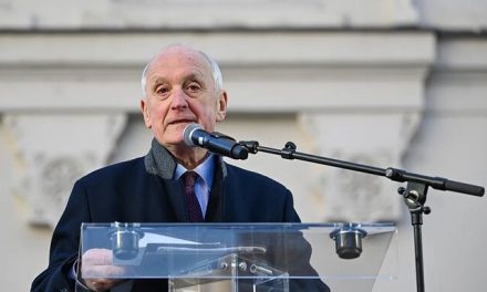 Megválasztották Baka Andrást Magyarország új köztársasági elnökévé