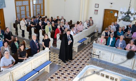 IDŐSEK TALÁLKOZÓJA VÉGVÁRON